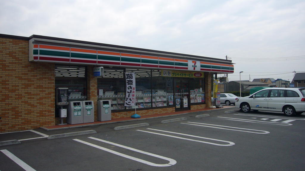 Convenience store. Seven-Eleven Oiso Kokufushinshuku store up (convenience store) 696m