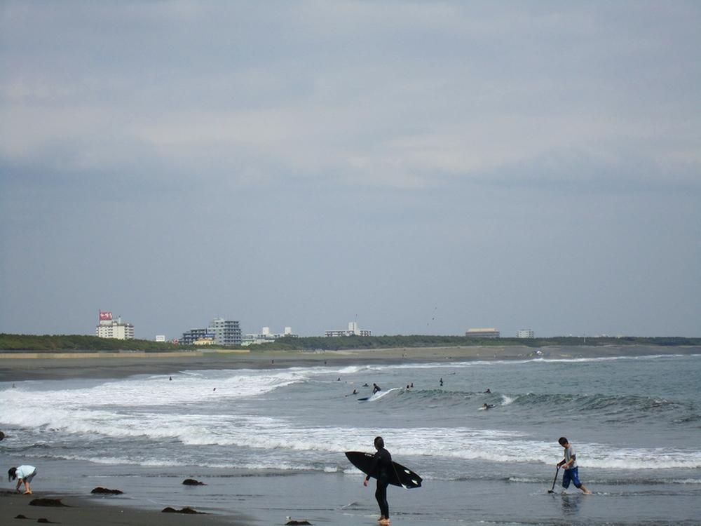 Other. You can also enjoy water sports in Oiso beaches. Also, But is not a bathing beach, You can walk up to enjoy the sea, such as fishing in a 10-minute walk