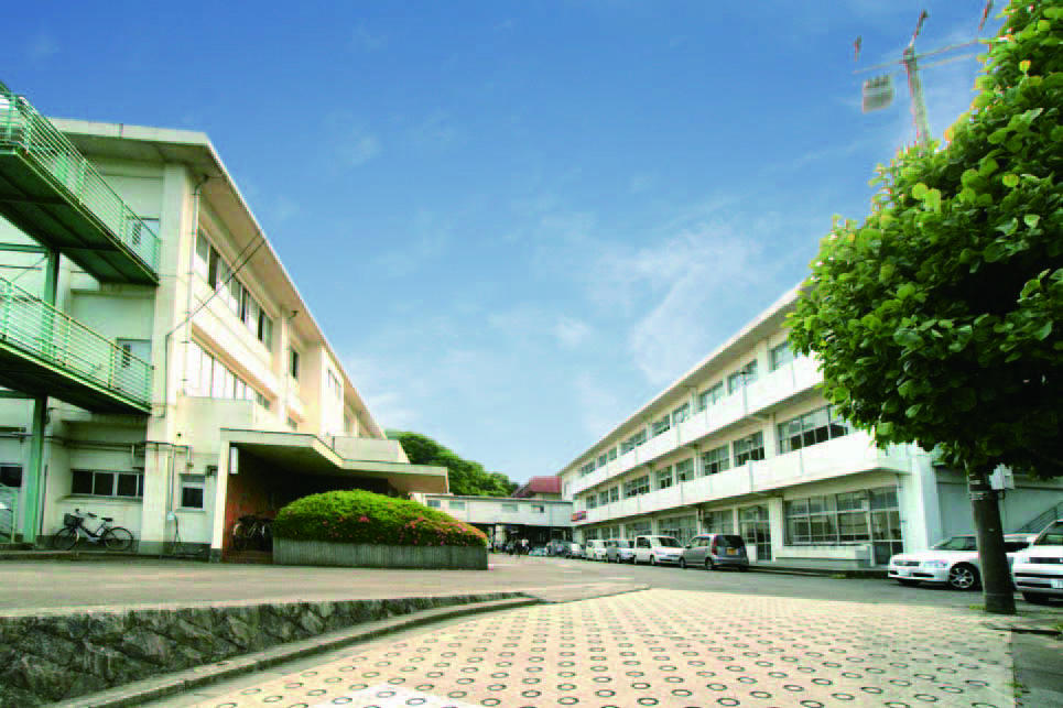 Junior high school. Oiso Municipal Kokufu until junior high school 2147m