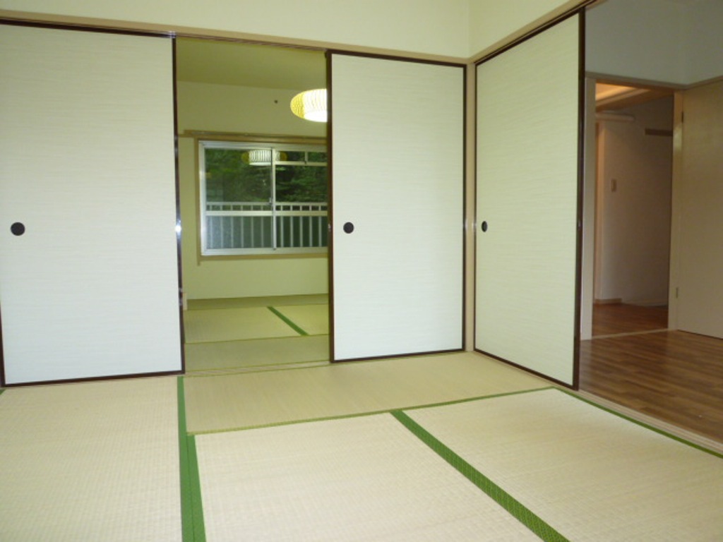 Other room space. Japanese-style room 6.0 tatami Photo is the same type ・ It is another dwelling unit.