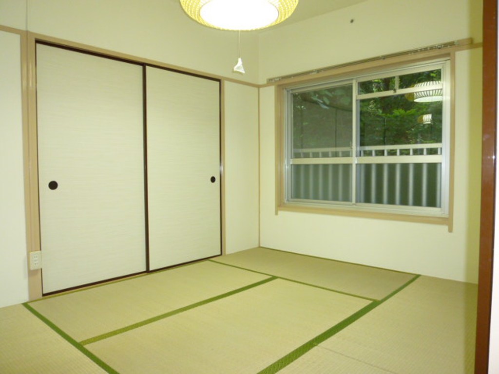 Other room space. Japanese-style room 4.5 tatami Photo is the same type ・ It is another dwelling unit.