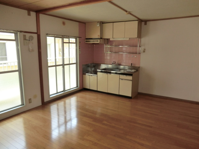 Living and room