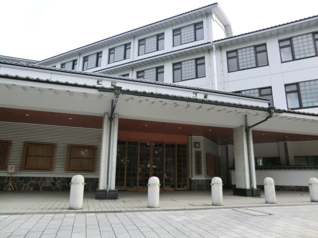 Primary school. Sannomaru up to elementary school (elementary school) 500m