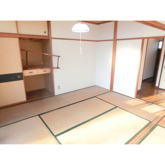 Living and room