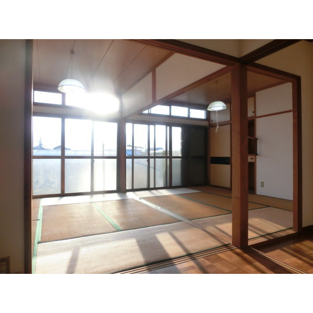 Other room space