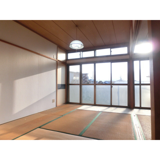 Living and room