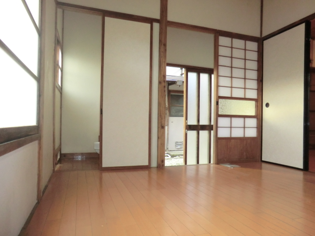 Living and room