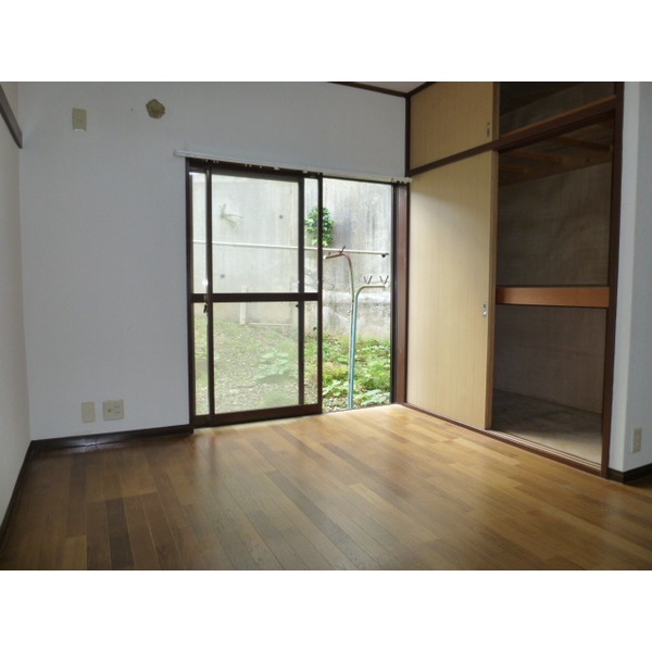 Living and room