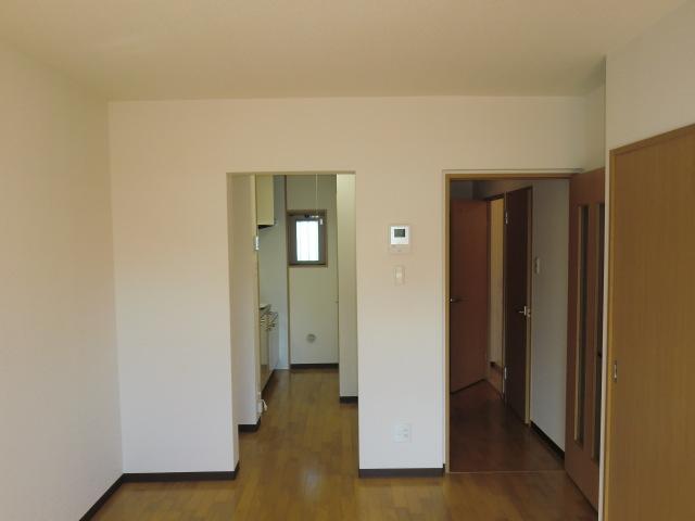 Living and room