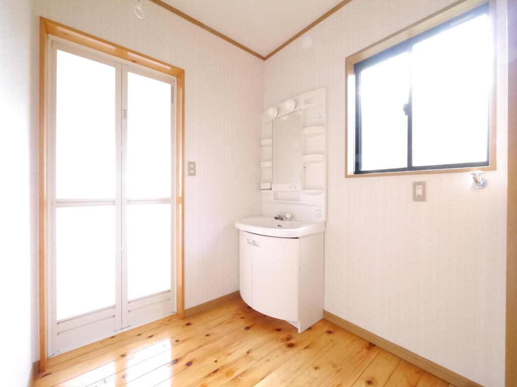Washroom. It is important I washroom window