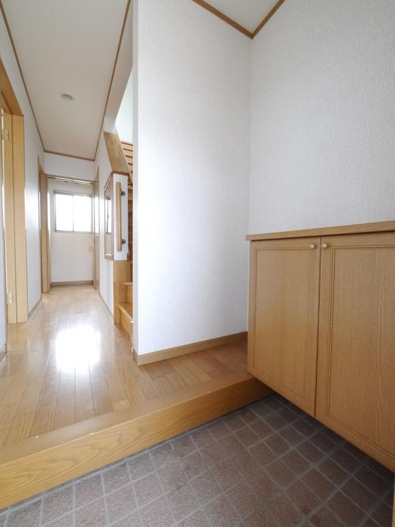 Entrance. Properly there is a shoebox