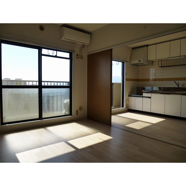 Living and room