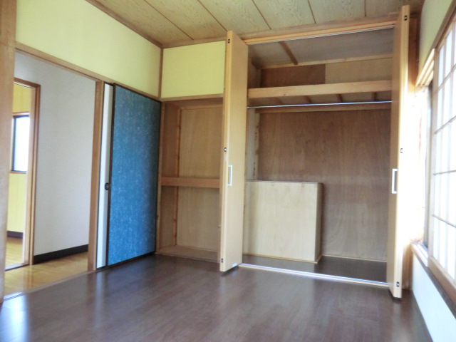 Living and room