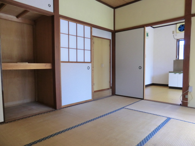 Living and room