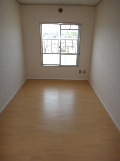 Other room space. Western-style 2