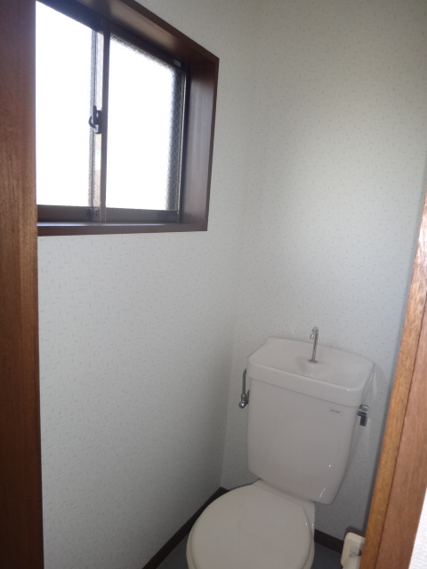 Toilet. Second floor toilet