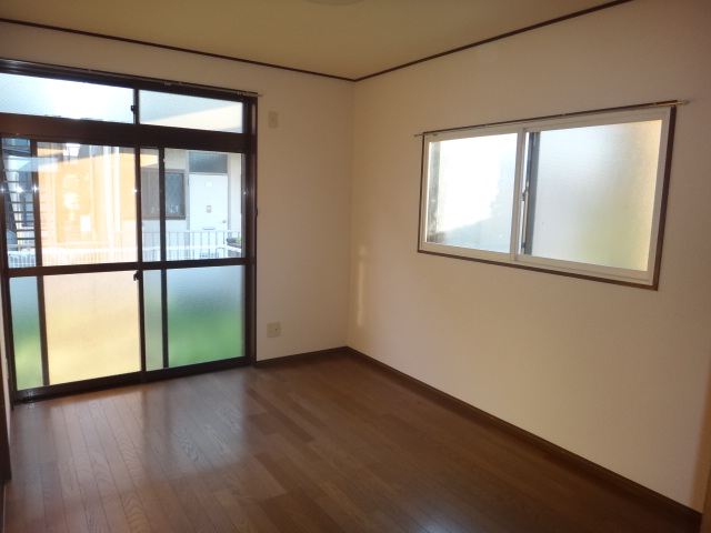 Living and room. 1 Kaiyoshitsu