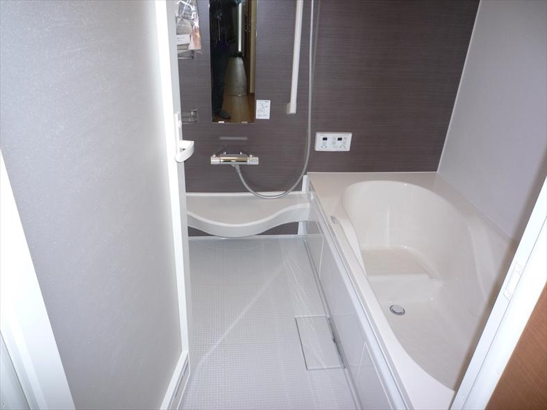 Same specifications photo (bathroom). Construction cases; bathroom