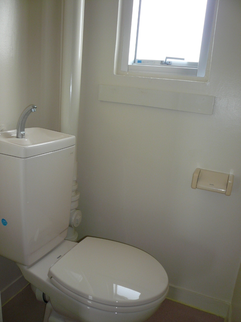 Toilet. Photo is the same type ・ It is another dwelling unit.