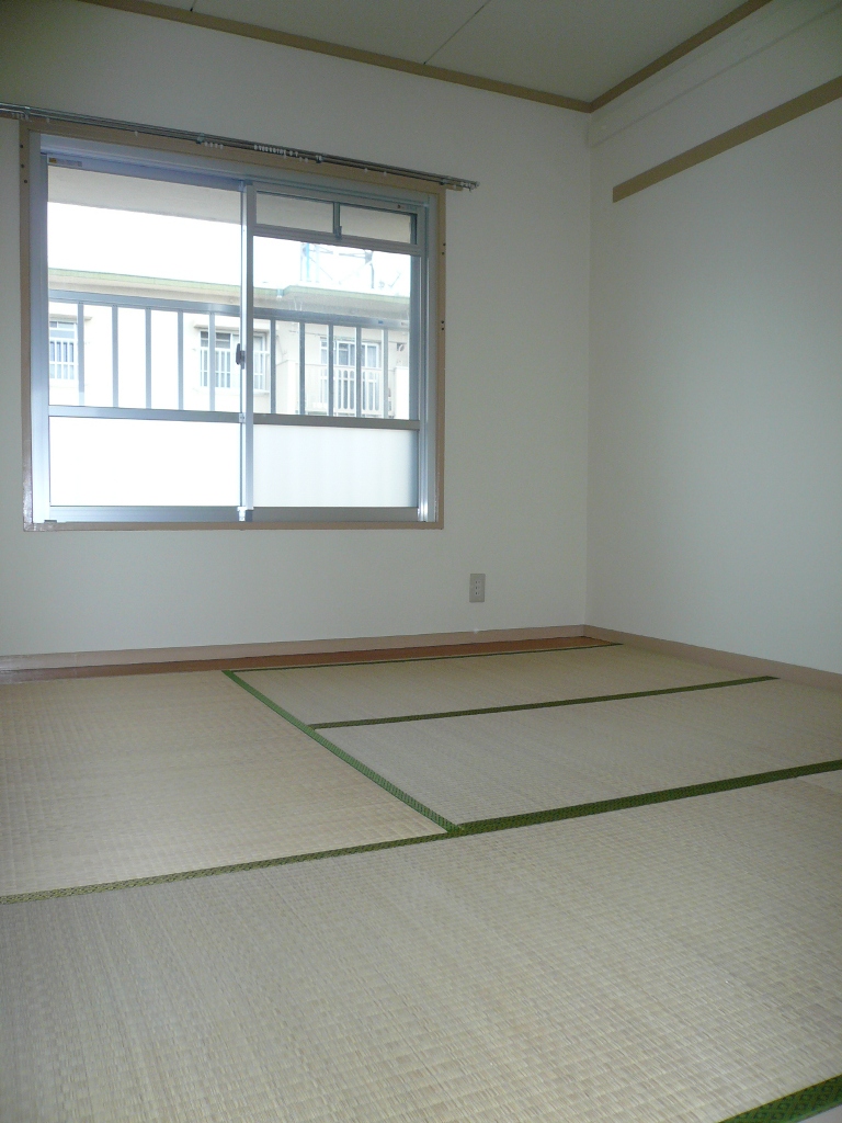 Other room space. Japanese-style room 4.5 tatami Photo is the same type ・ It is another dwelling unit.
