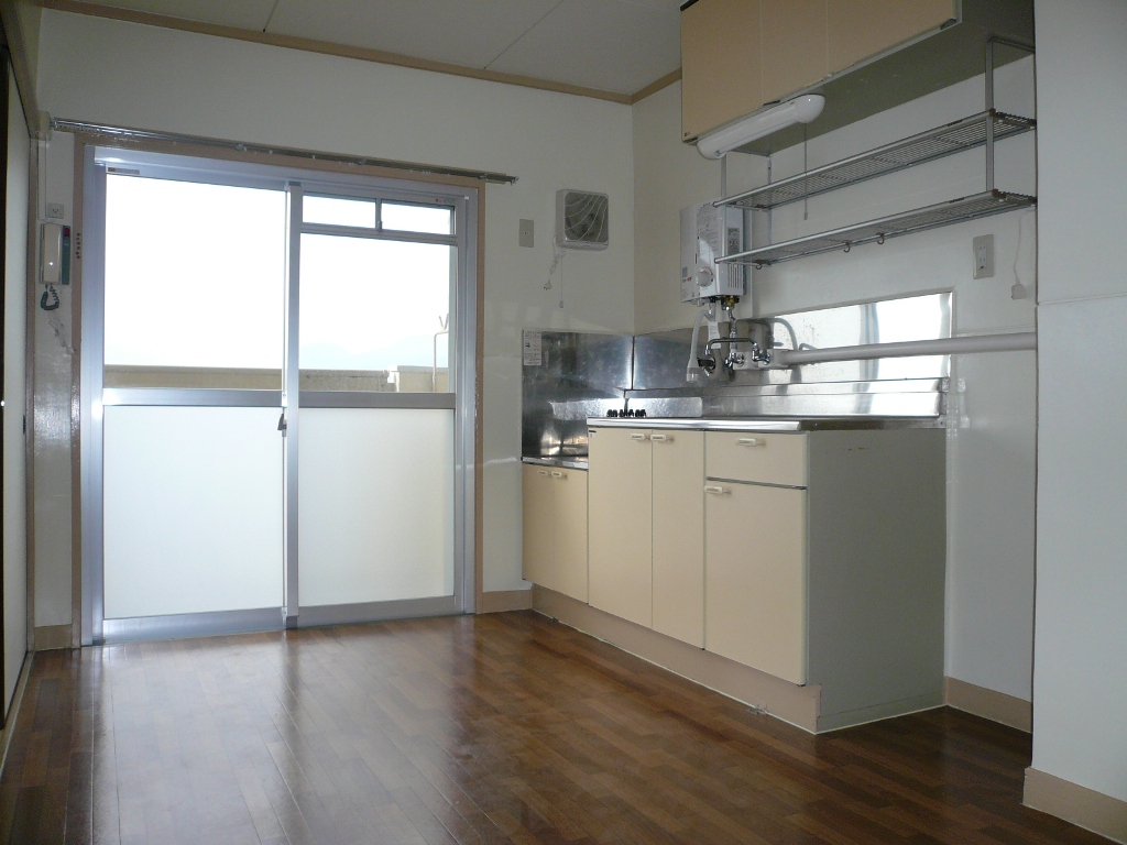 Living and room. Photo is the same type ・ It is another dwelling unit.