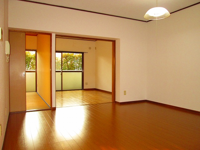 Living and room