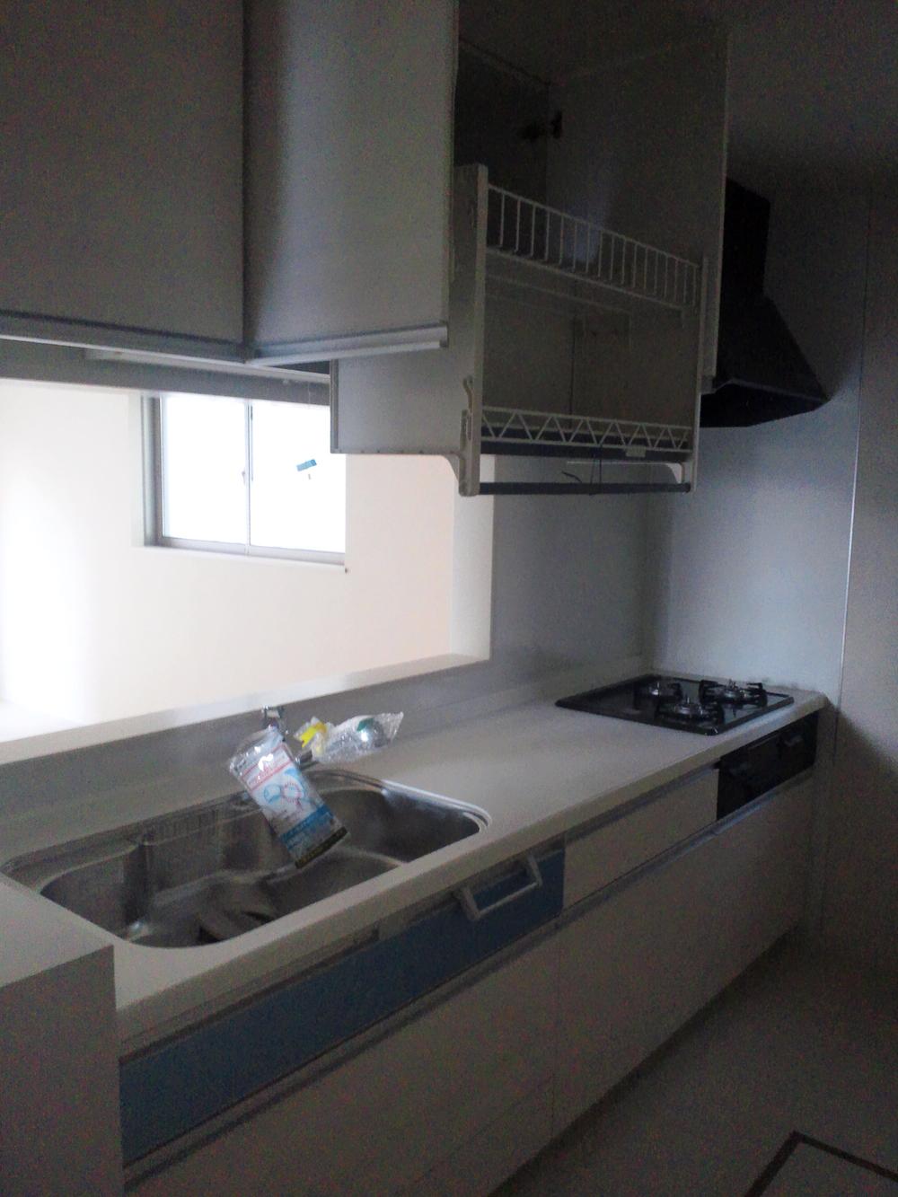 Kitchen. Interior (December 2, 2013) Shooting  [12 Building]