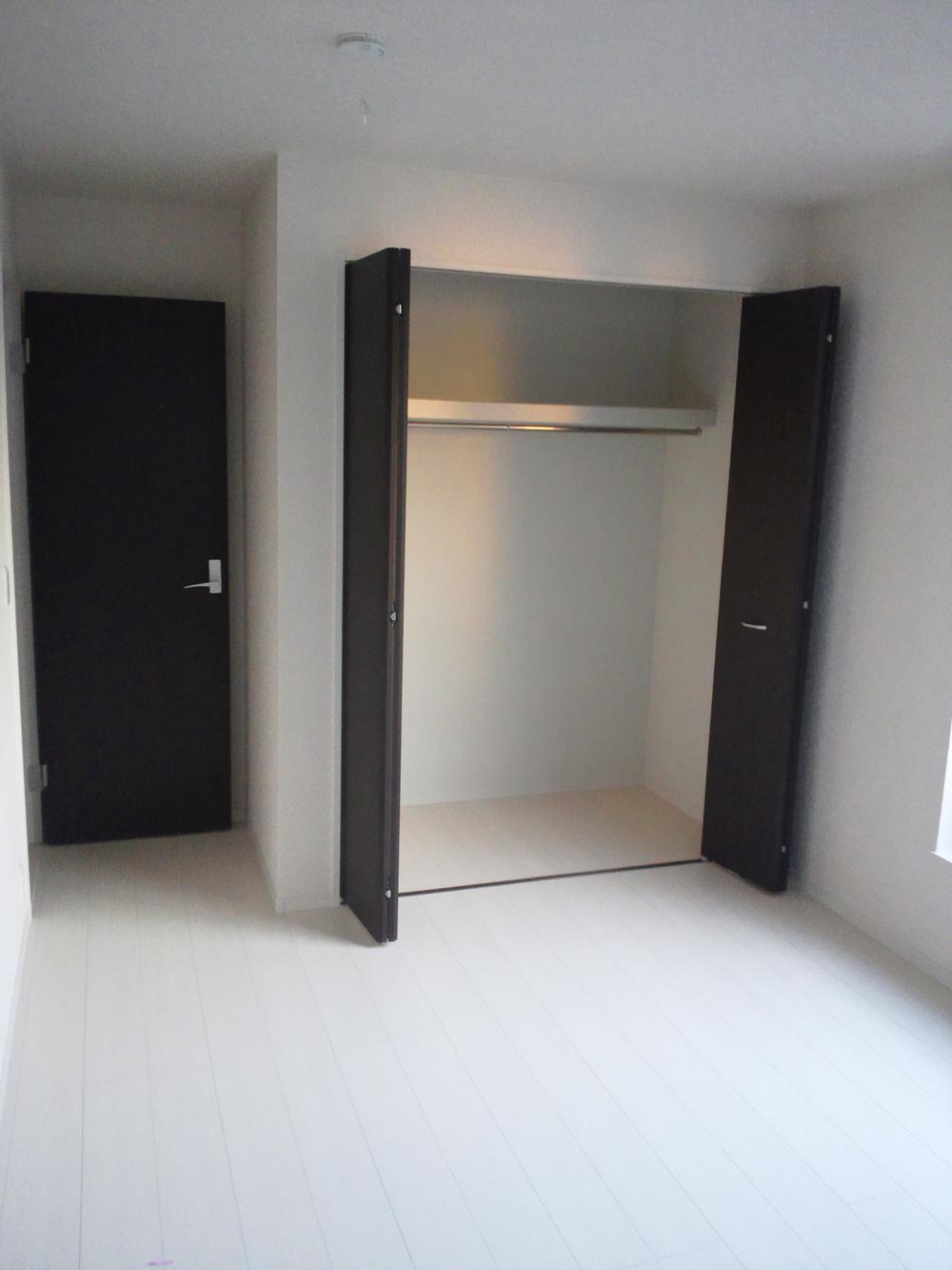 Receipt. Interior (December 2, 2013) Shooting