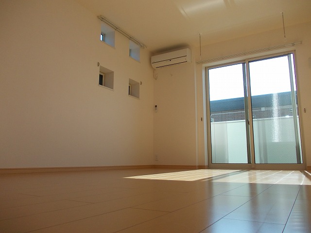 Living and room