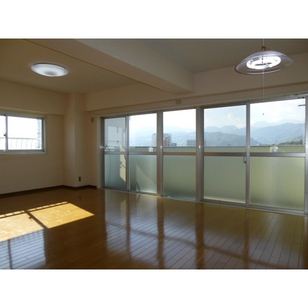 Living and room