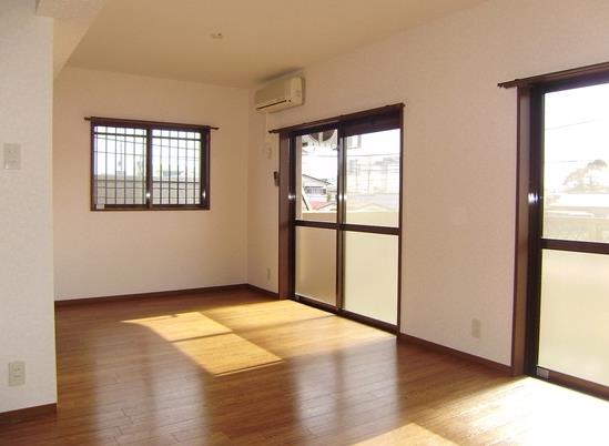 Living and room