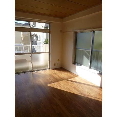 Living and room