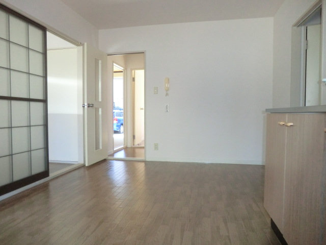 Living and room