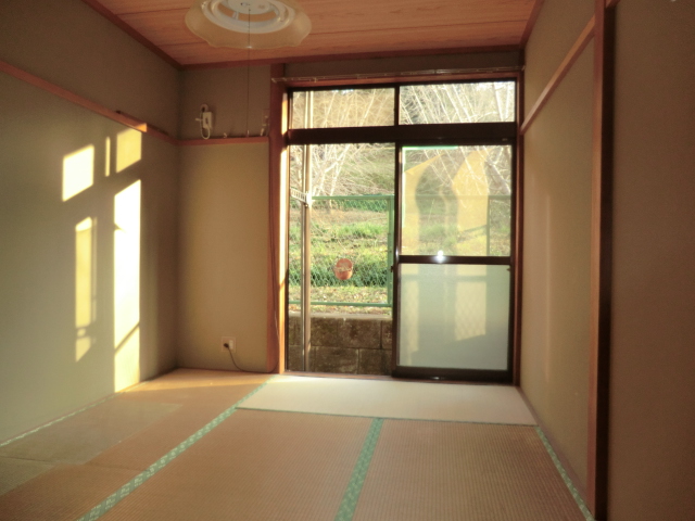Living and room
