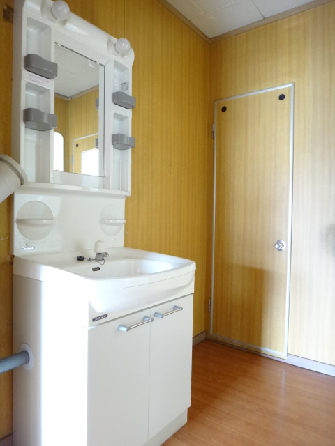 Washroom. Washroom