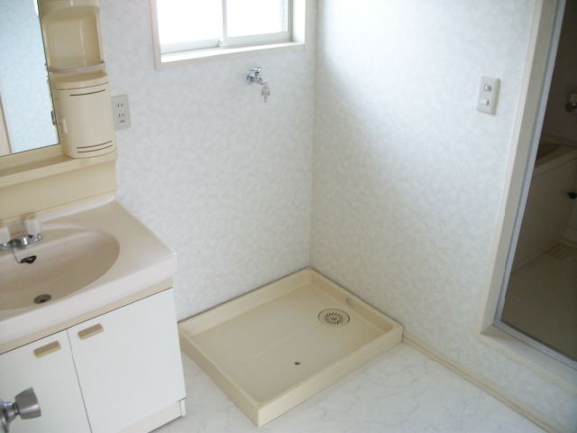 Other room space. There dressing room of spread