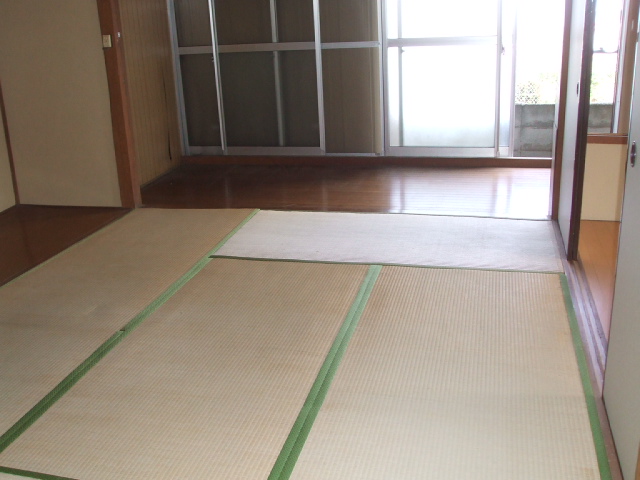 Living and room