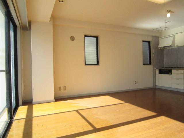 Living and room