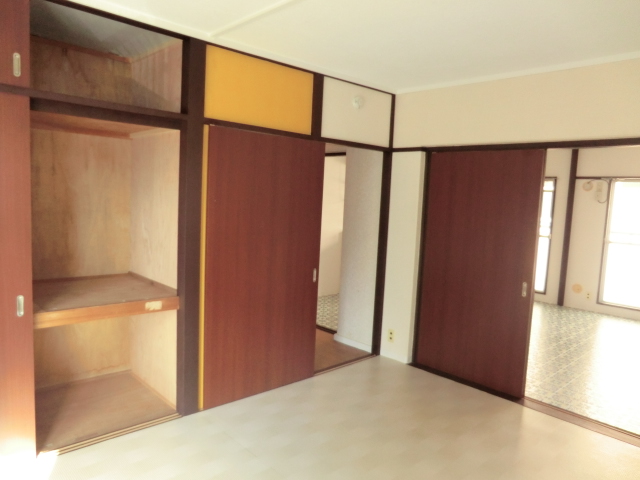 Living and room