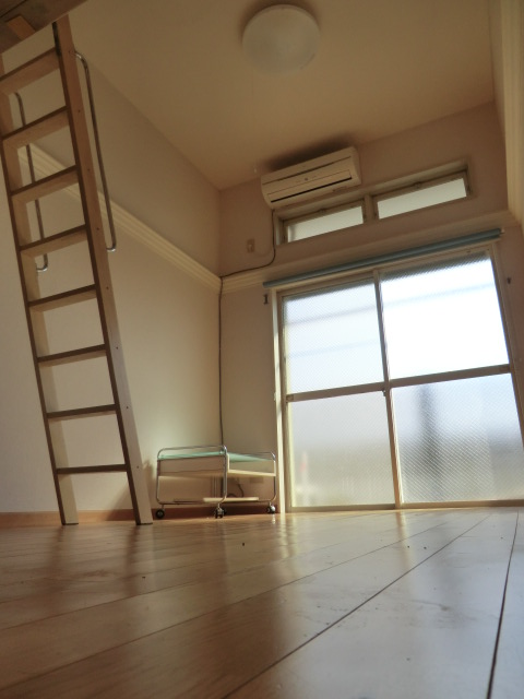 Living and room