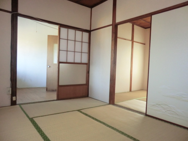 Living and room