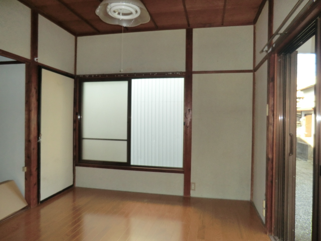 Living and room
