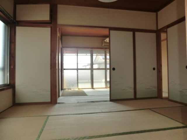 Living and room