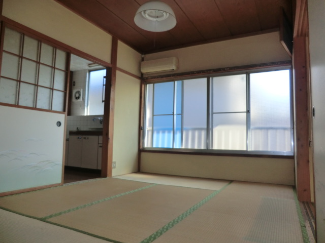Living and room