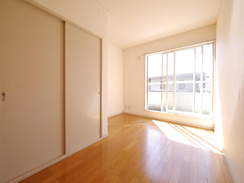 Other room space. It is the second floor of the Western-style.