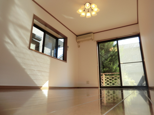 Living and room