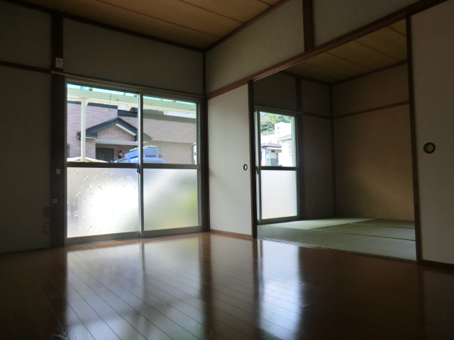 Living and room