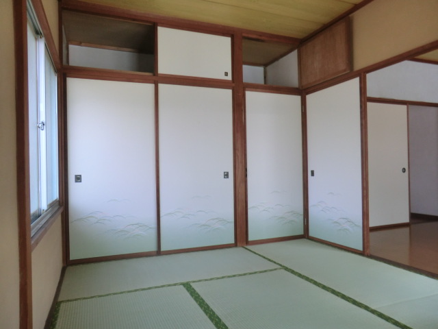 Living and room