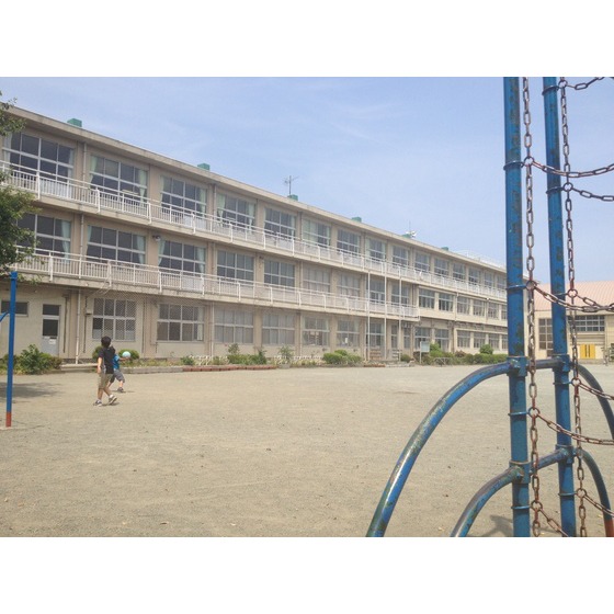 Primary school. Municipal Ashigara to elementary school (elementary school) 538m