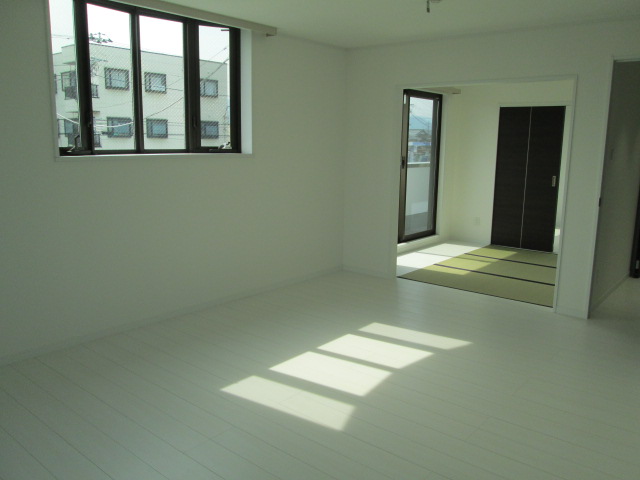 Living and room